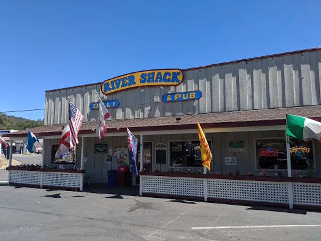 River Shack Deli & Pub