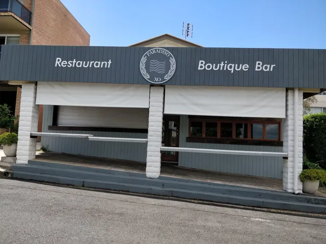 Paradiso Restaurant & Bar