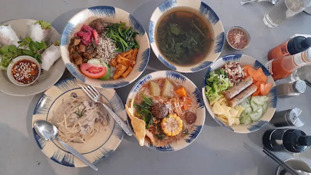 Thong Dong Vegan Kitchen & Cafe