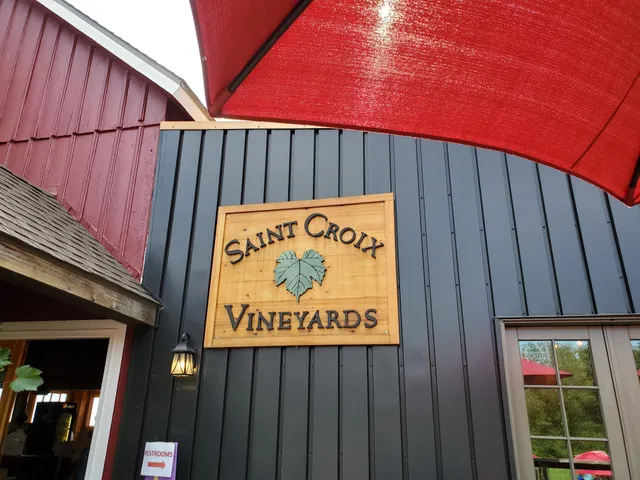 Saint Croix Vineyards