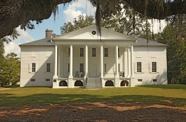 Hampton Plantation State Historic Site