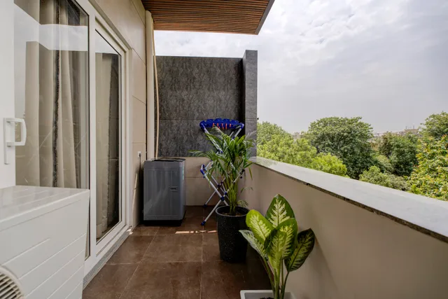 The Lodgers -1 BHK Serviced Apartments near Millennium City Center