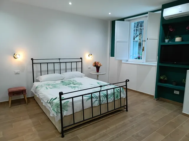 Sweet Rome Holiday Flaminio