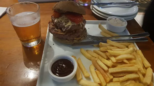 Vinder Bar&Steakhouse