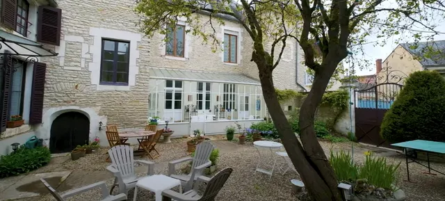 Escapade Place Voltaire