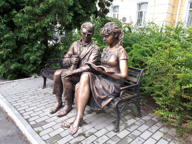 Monument to Lida I Shurik