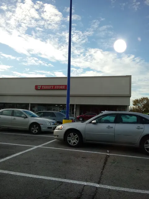 Central Point Shopping Center