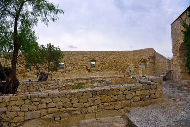 Chiesa e Convento di Santa Maria della Croce