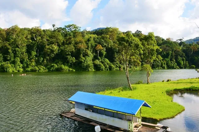 Danau lingkat