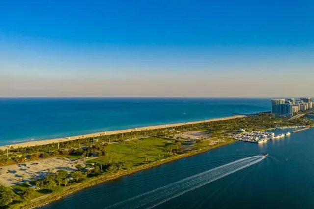 Haulover Park