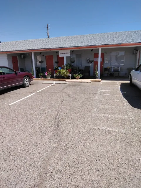 Palms Motel