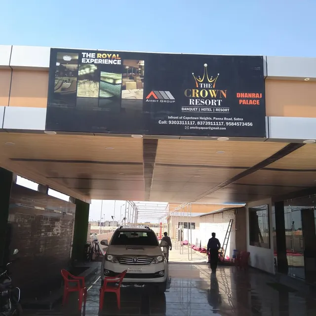the crown resort satna