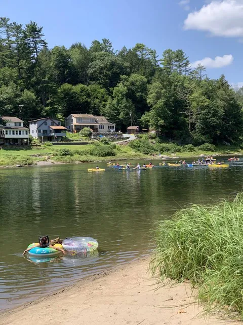 Skinner's Falls Main Beach