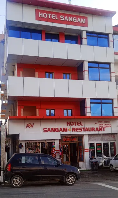 Hotel Sangam & Restaurant