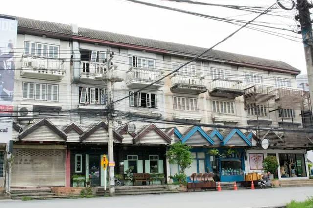 Nimmanahaeminda Road