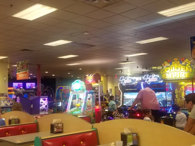 Chuck E. Cheese