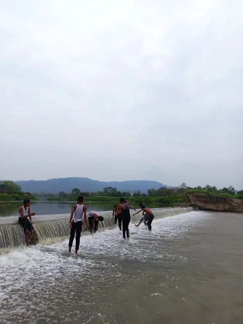 Namrup Waterfalls - Dichang