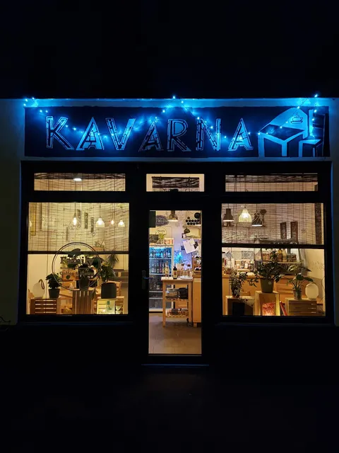 Family coffee & bistro