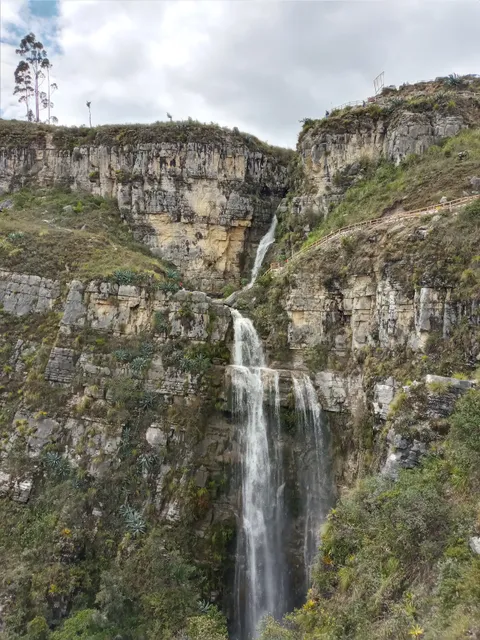 Catarata estacional Vizcamayo