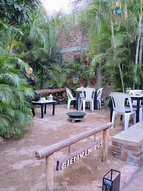 Barra Galeria de Arte & Restaurant