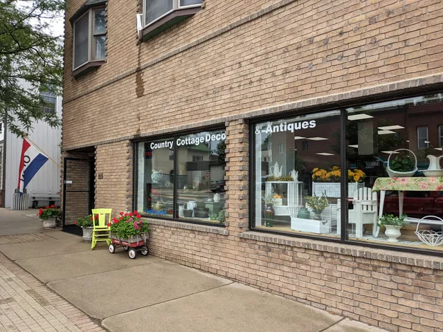 Country Cottage Decor