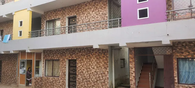 Royal star residency