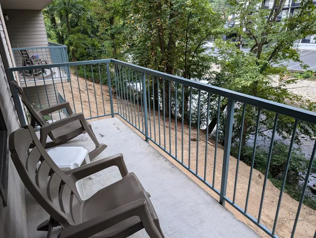 Rivers Landing Tower at Creekstone Inn