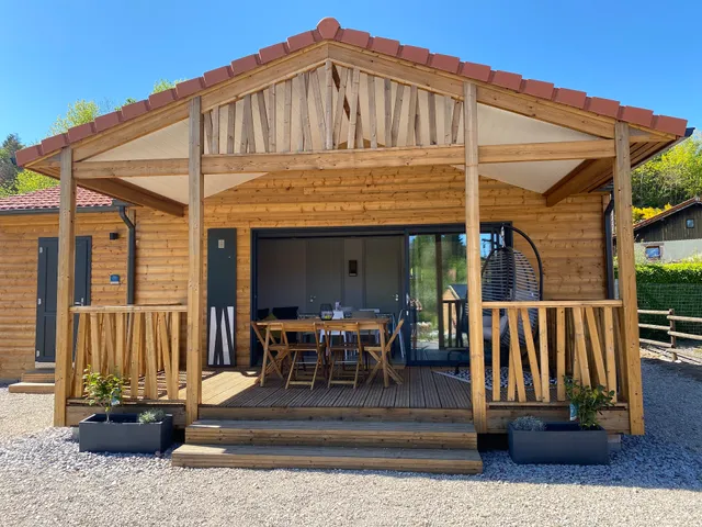 Chalet le Vatekia / MJ CHALETS