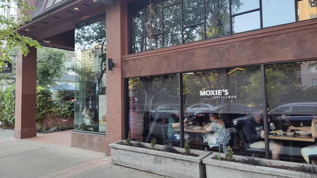 Moxies Victoria Restaurant