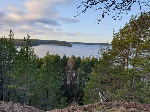 Arnöhuvud Nature Reserve