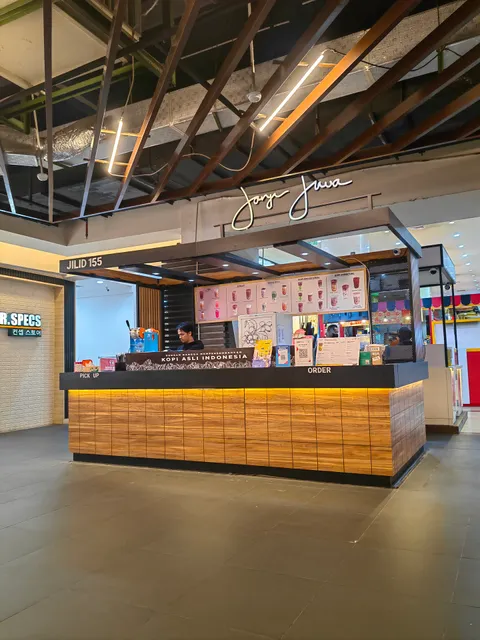 Kopi Janji Jiwa Duta Mall