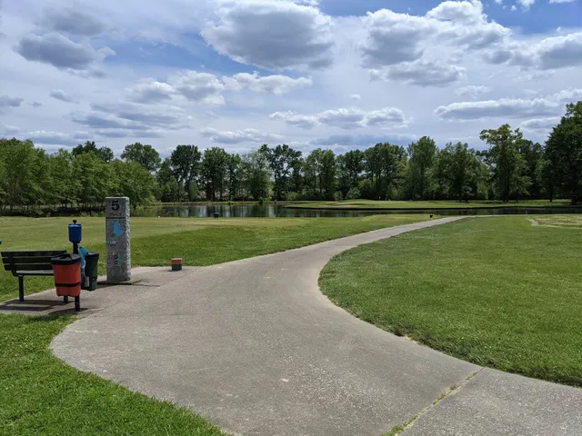 Christmas Lake Golf Club