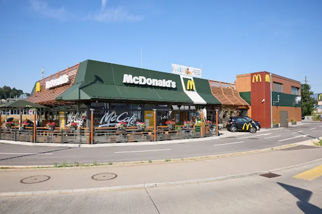 McDonald’s Restaurant & McDrive