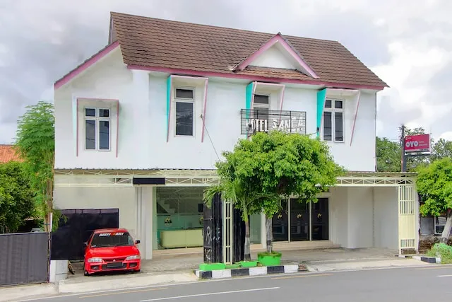 OYO 2105 Hotel Sanca Inn