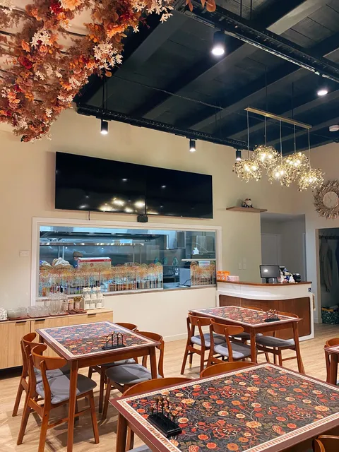 漠里餐厅MOLI Xinjiang Restaurant