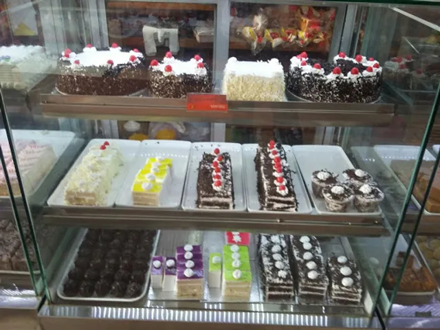 KR Bakes And Restaurant