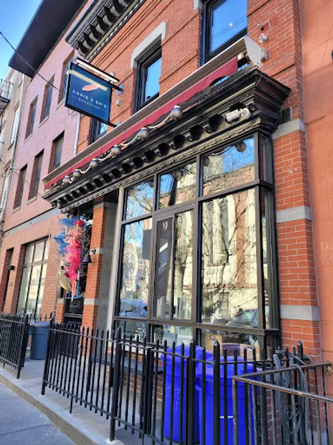 Annie & Em's Bakeshop