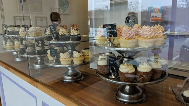 Flour & Sugar Cakery