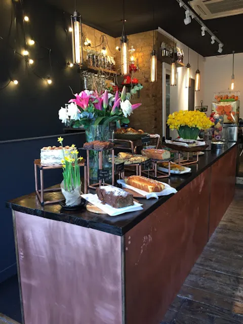 11 Coffee & Co Sheen