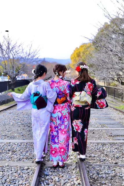 Kimono Rental Shop in Kyoto Hana Kanzashi