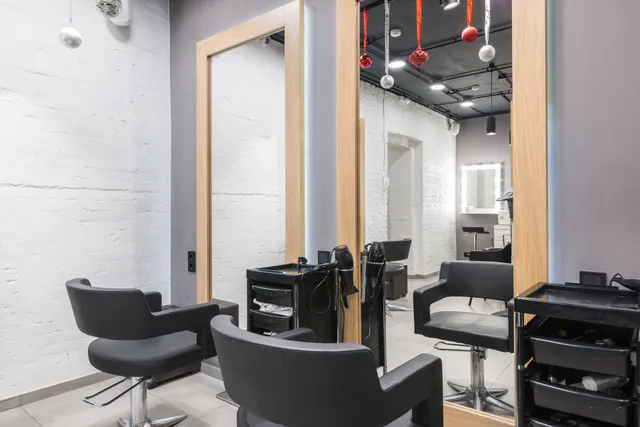 Trend, Beauty Salon