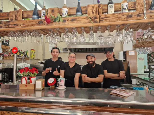 Restobar Sin Bandera