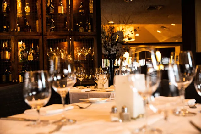 Oceanos Oyster Bar & Sea Grill