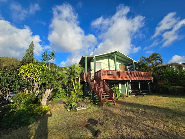 Backpackers Hawaii Plantation Village Hostel