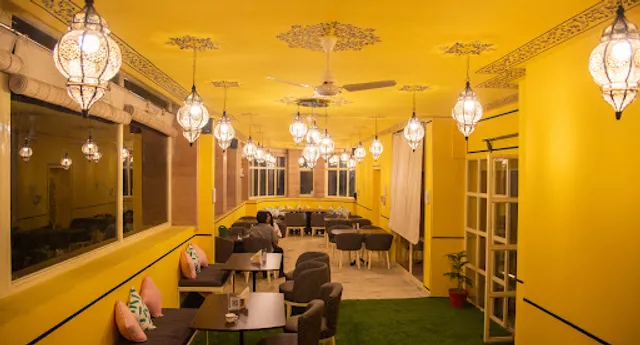 Born To Brew - Café & Restaurant