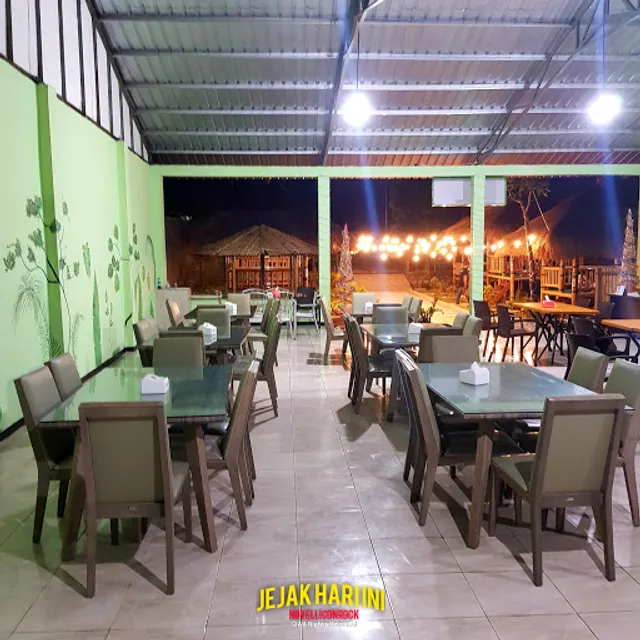 Central Resto & Cafe