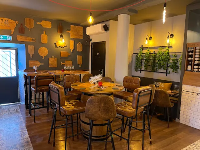 Le 17.45 Lisboa Bairro Alto - Composition of cheese and charcuterie boards