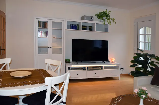 Ferienwohnungen "Haus am Wald"