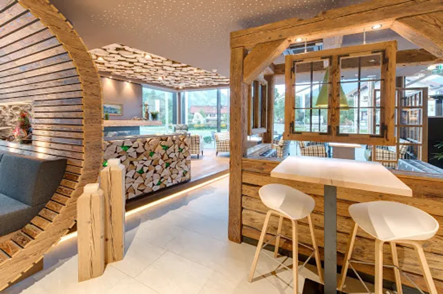 Bäckerei Cafe Schuhbeck (Brot & Kaffeehaus)