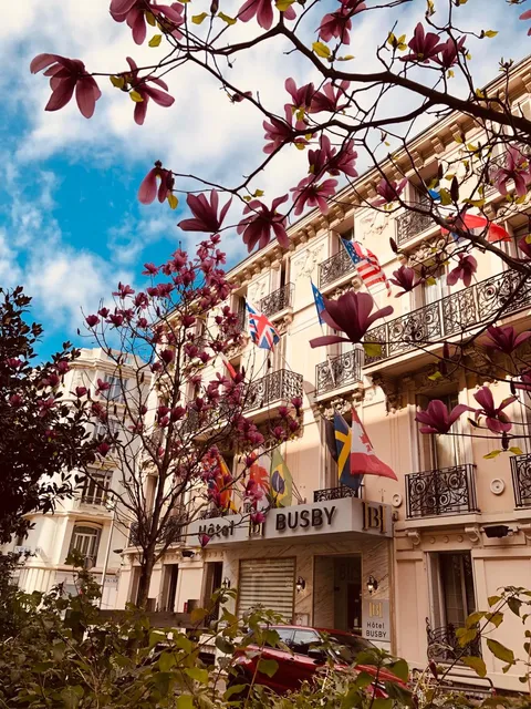 Hôtel Busby : 3 étoiles Nice centre-ville